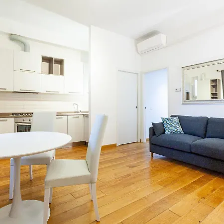 Easyhomes - Station 米兰